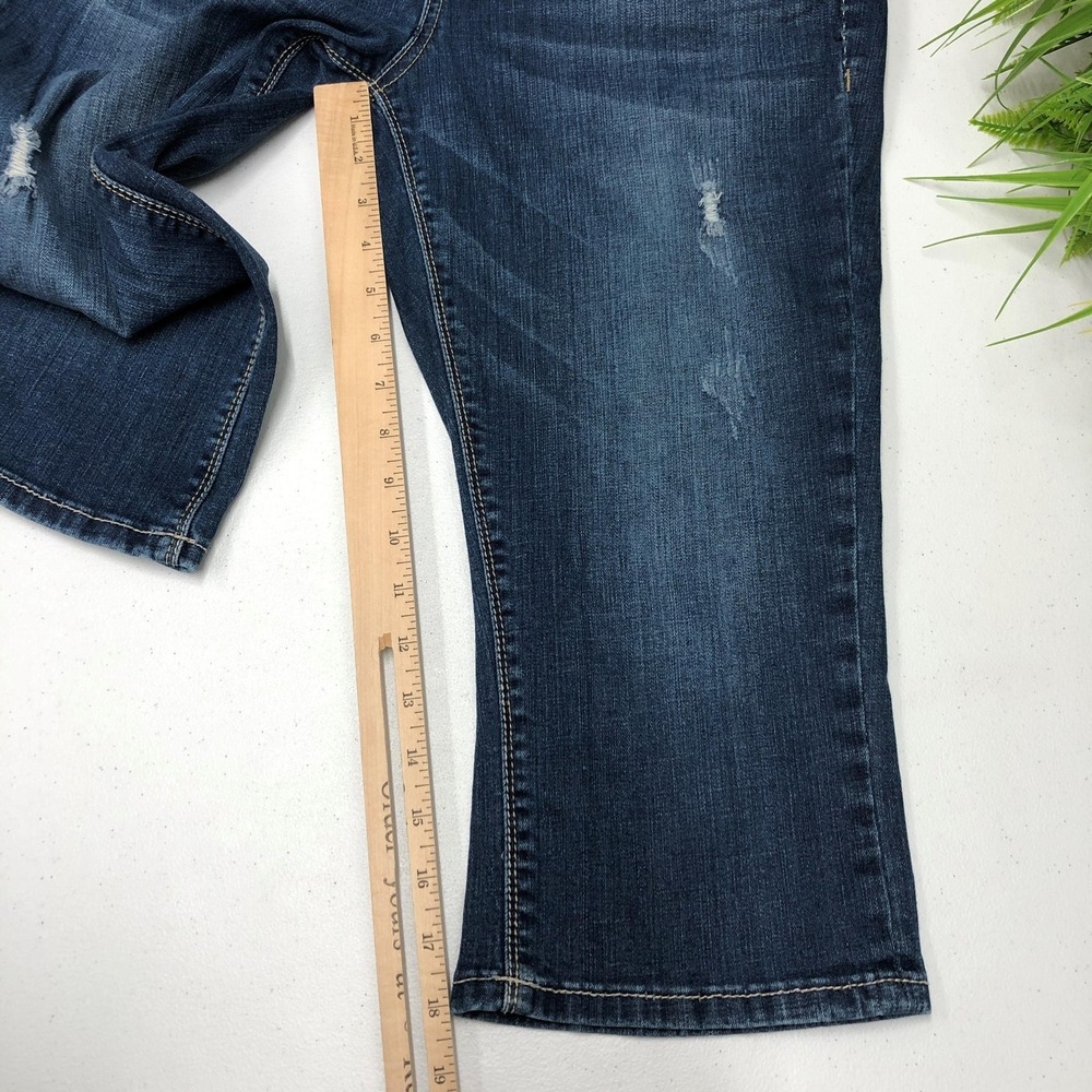 Seven7 Capri Jeans Womens 10 Blue Mid Rise Distressed Embroidered Stretch Denim - Picture 9 of 13